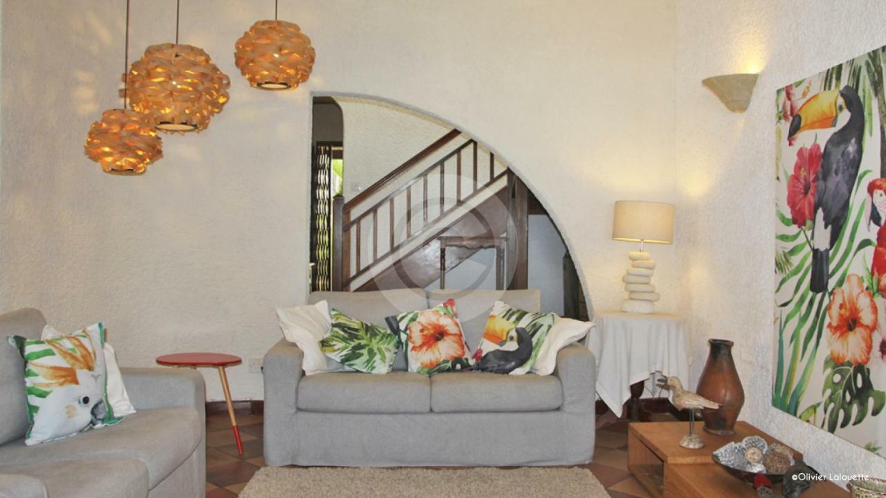 Fantastic Spacious Beachfront Villavacances Grand-Baie Eksteriør bilde